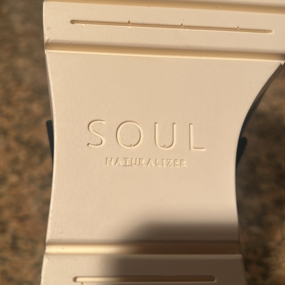 Soul Naturalizer wedges size 11 - Picture 3 of 5